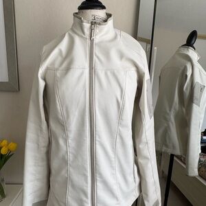 Arc'teryx White Ski Jacket High Collar Streamlined Design